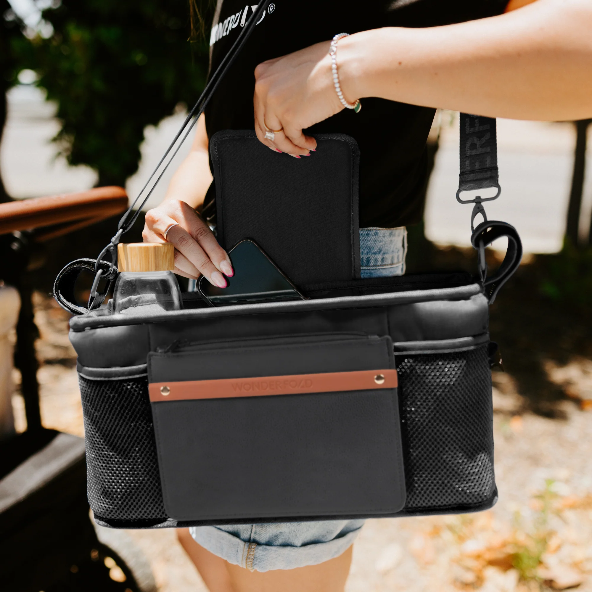 Parent Console with Insulated Cup Holders - Image 9